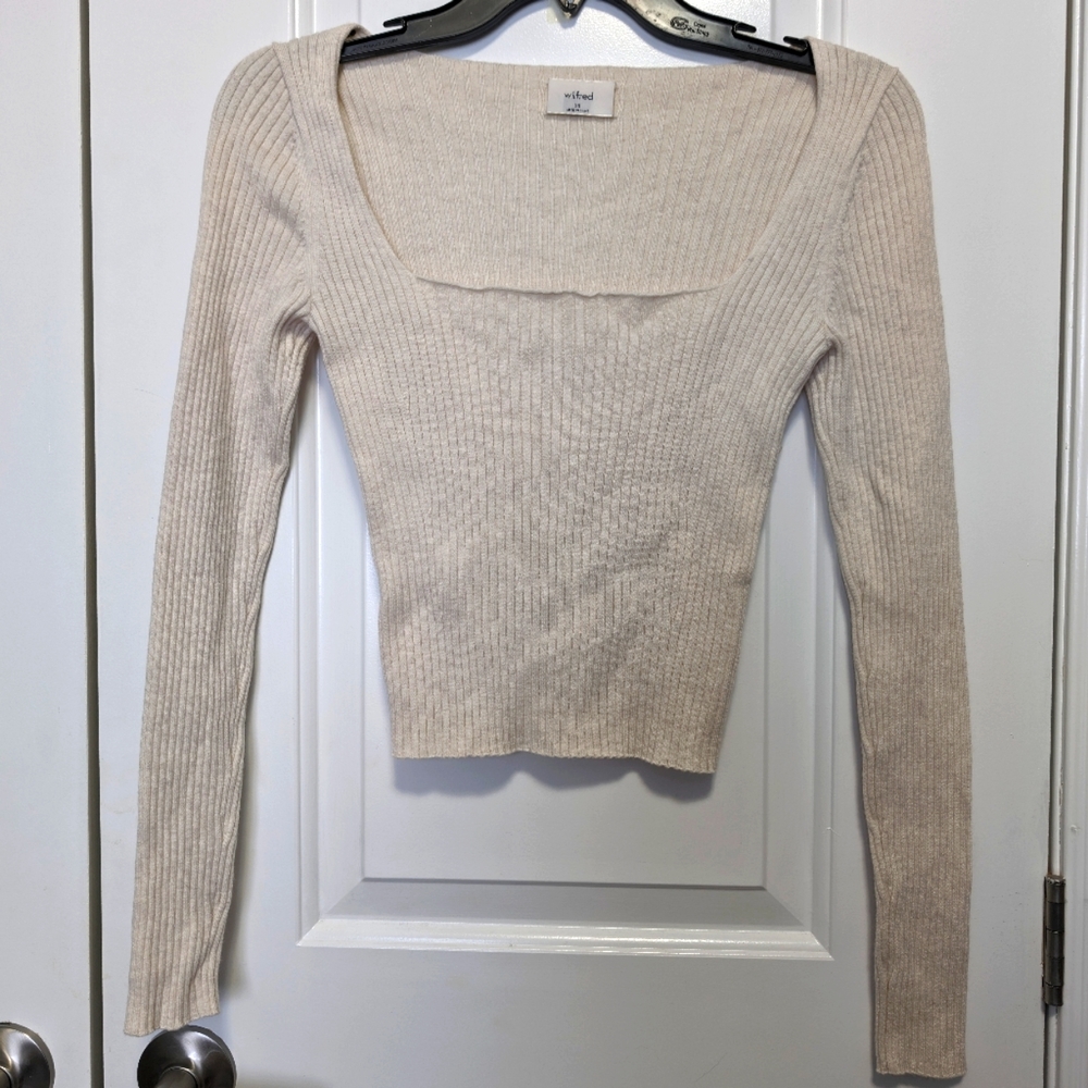 2 Wilfred Sweaters XS